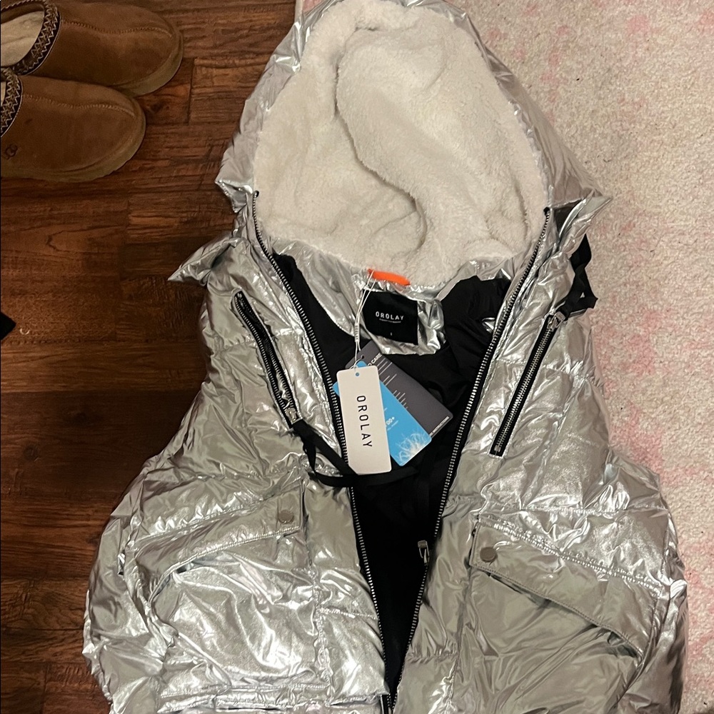 Orolay Silver Chrome Puffer Vest with Tags